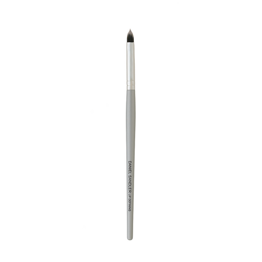 Lip Defining Brush